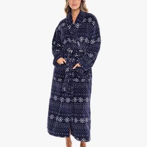 Alexander Del Rossa Robe